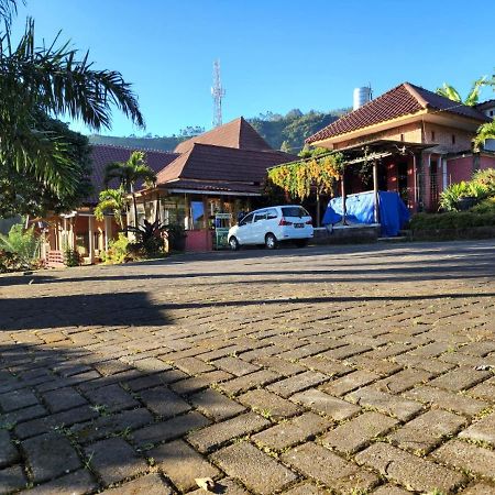 Отель Istana Petani Бромо Экстерьер фото